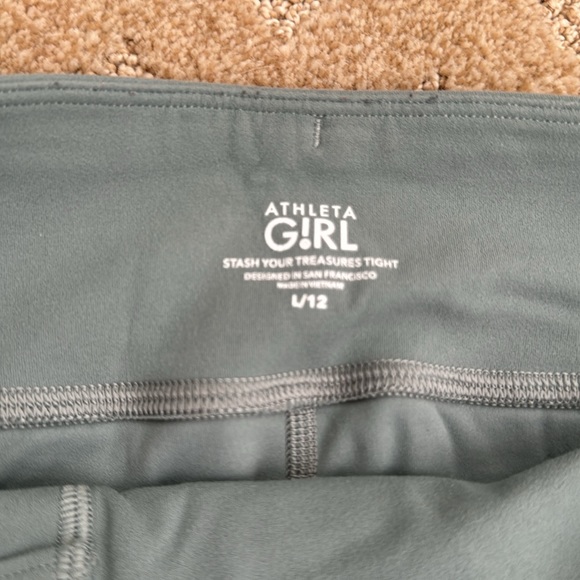 Athleta girls size 12 sage colored leggings with pockets - Picture 4 of 6